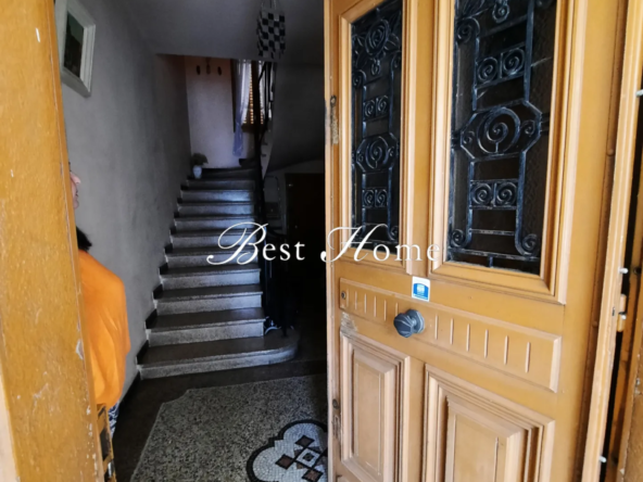 Maison de Ville à Vendre à Nîmes - Investissement Idéal 