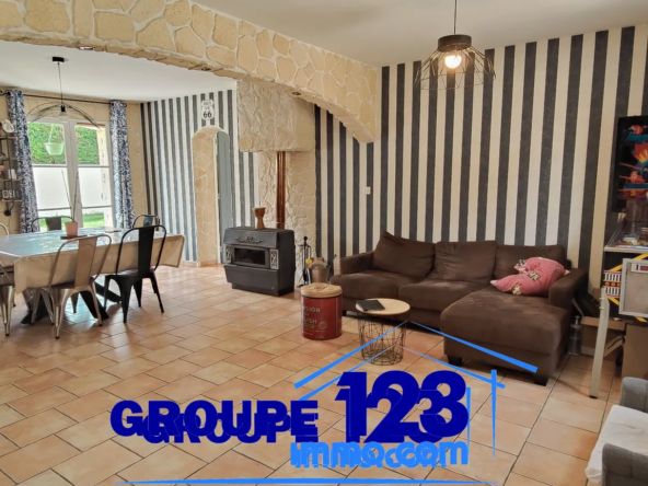 Pavillon spacieux avec terrain et garage indépendant à Villechetive 