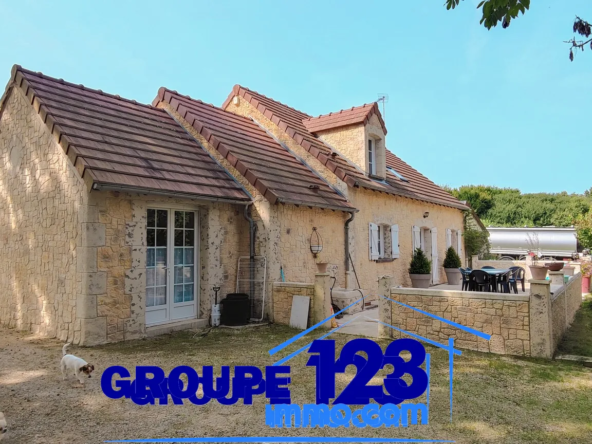 Pavillon spacieux avec terrain et garage indépendant à Villechetive 