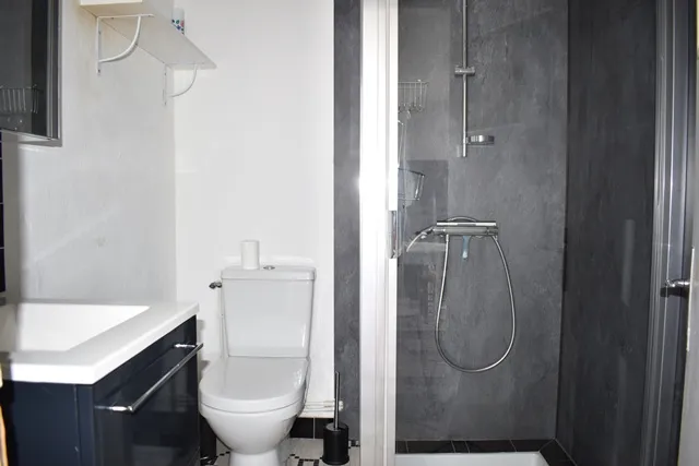 Maison à vendre à La Bree les Bains - 50 m² proche de la plage 
