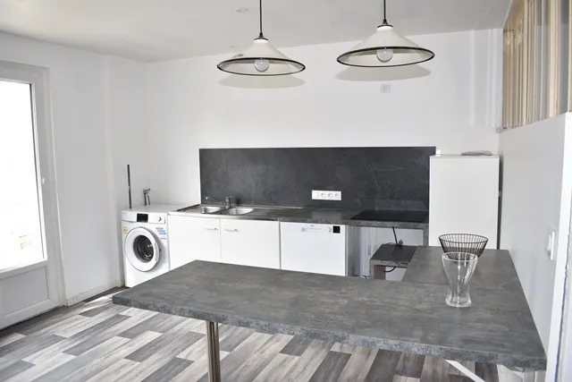 Maison à vendre à La Bree les Bains - 50 m² proche de la plage 