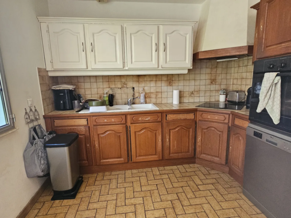 Pavillon 4 chambres avec sous-sol complet à Greges, près de Dieppe 