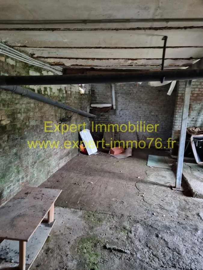 Maison mitoyenne de 2 chambres à vendre à Nesle Normandeuse 
