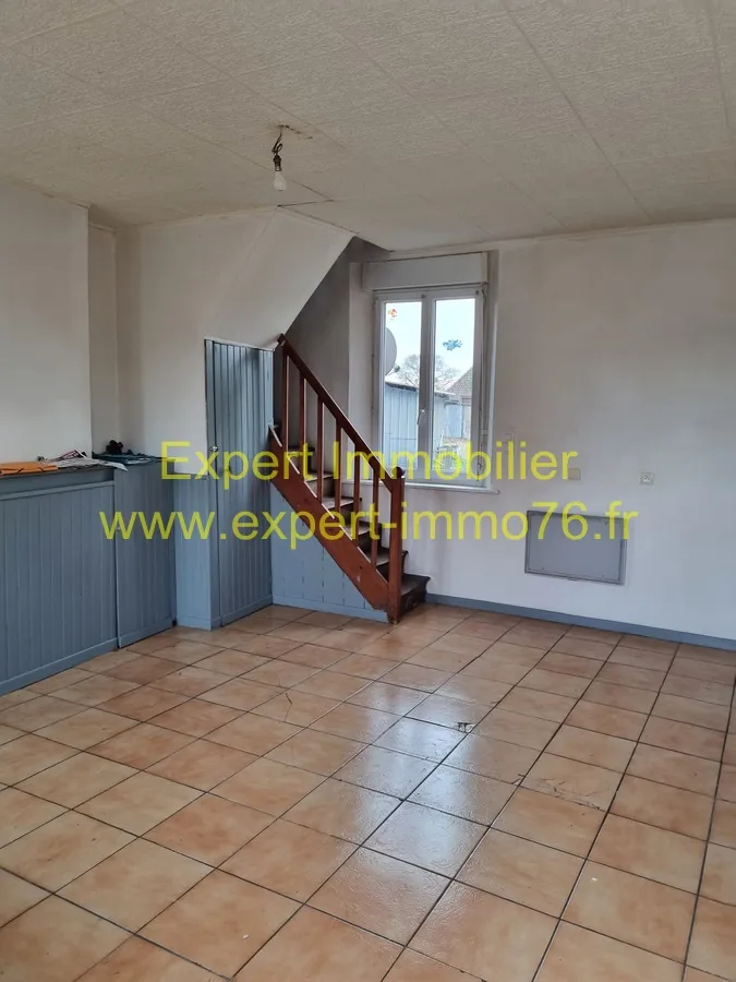 Maison mitoyenne de 2 chambres à vendre à Nesle Normandeuse 