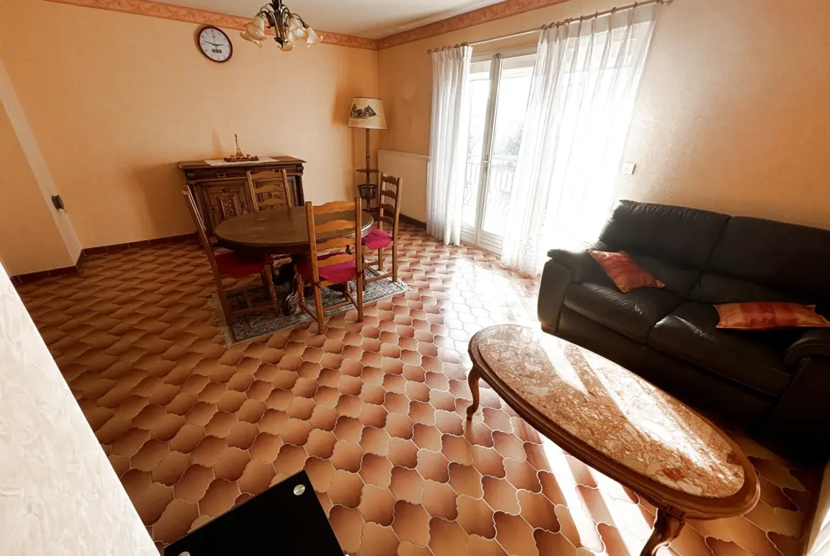 Maison à vendre à Cusset - 121 m² avec garage 