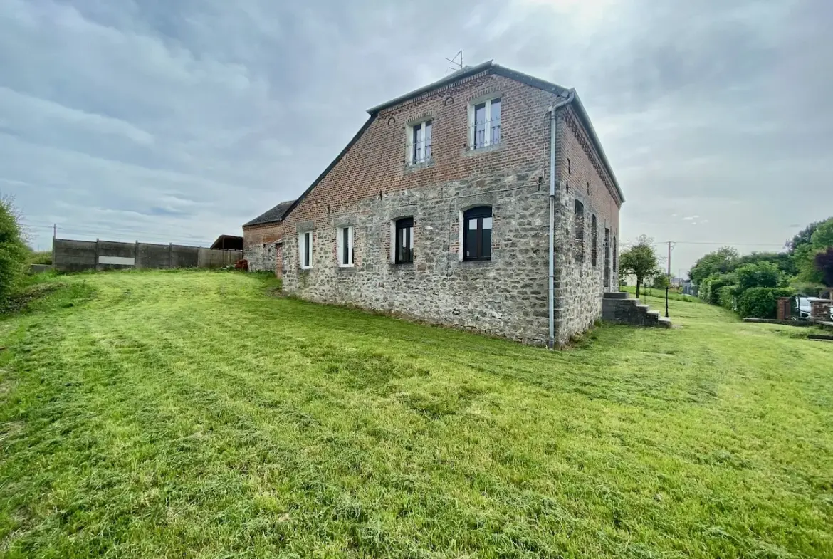 Fermette individuelle à vendre à Le Favril 