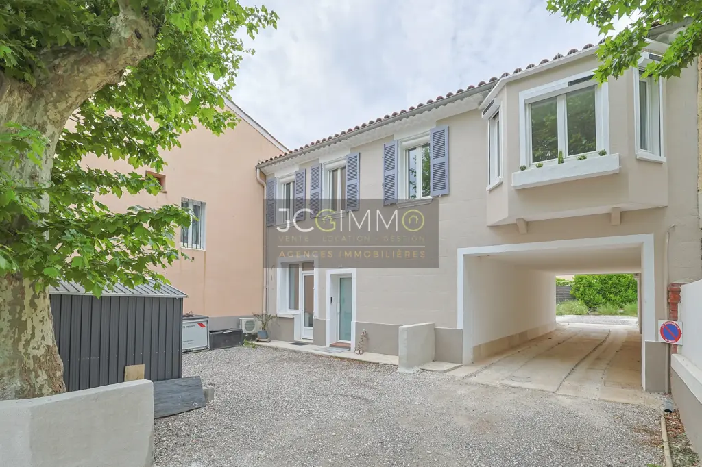 Appartement rénové T2 transformable en T3 à Cuers - 66 m² avec terrasse