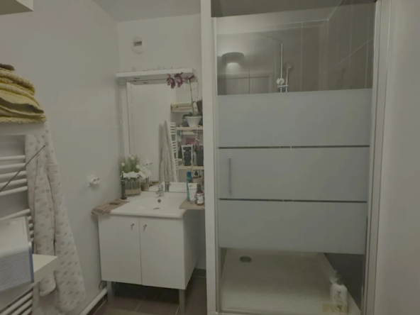 Appartement 3 pièces à Clichy-sous-Bois en parfait état 