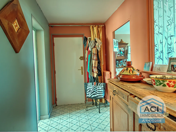 Appartement T6 lumineux à Grigny avec vue dégagée 