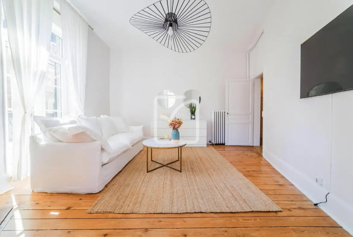 Bel Appartement Meublé T3 avec Balcon au Centre de Brive la Gaillarde 