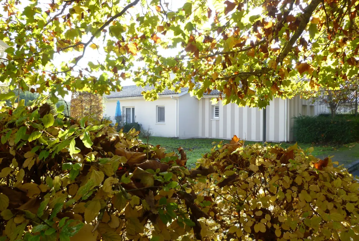 Maison T2 de plain-pied avec terrasse à Biganos 