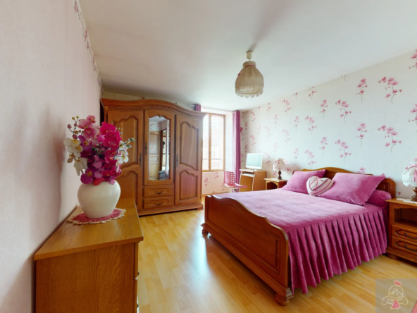 Maison de village de 117 m² à vendre à Fraisans 
