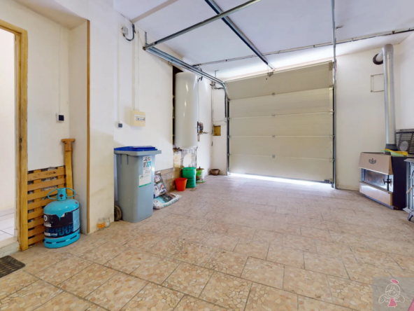 Maison de village de 117 m² à vendre à Fraisans 