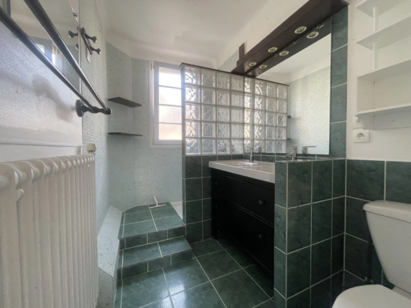 Maison de ville à vendre à Vimoutiers - 95m² avec 4 chambres 