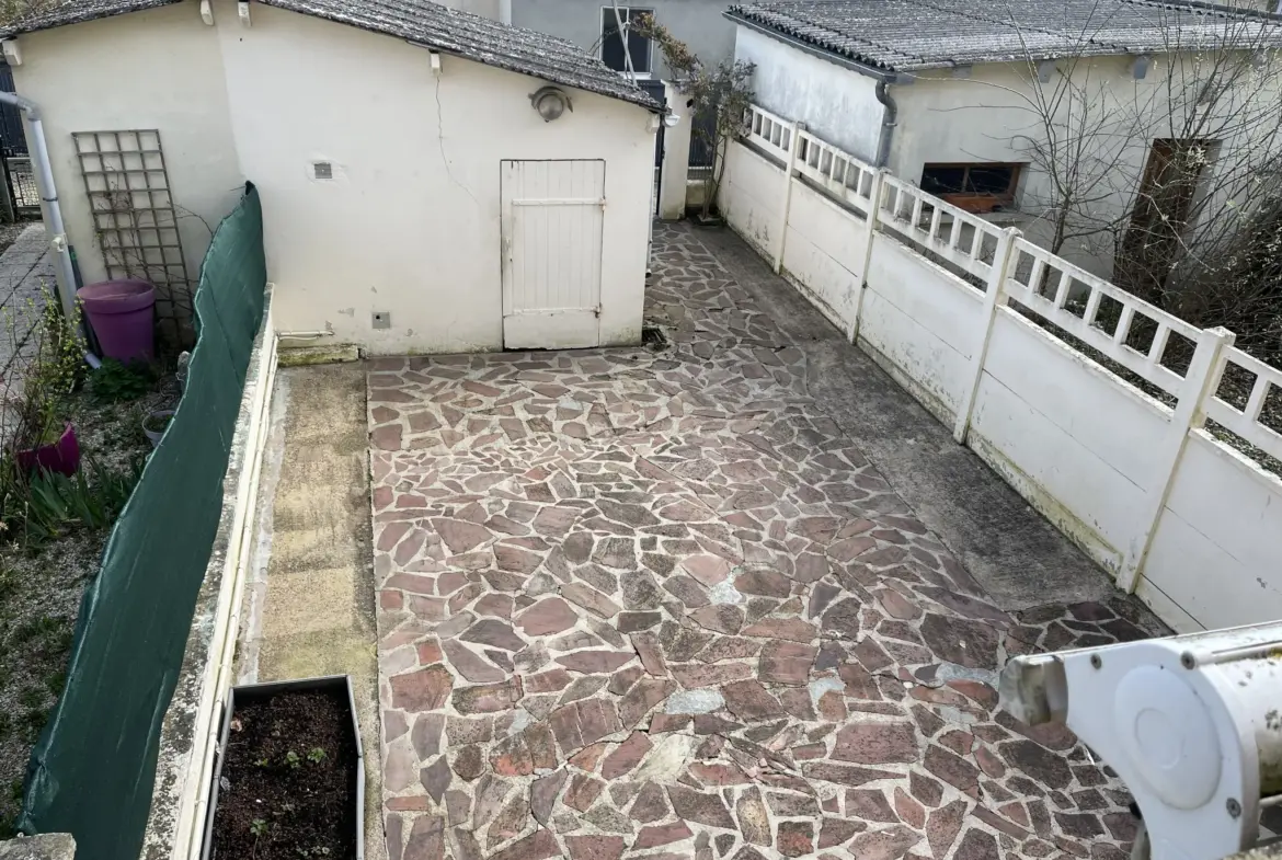 Maison de ville à vendre à Vimoutiers - 95m² avec 4 chambres 