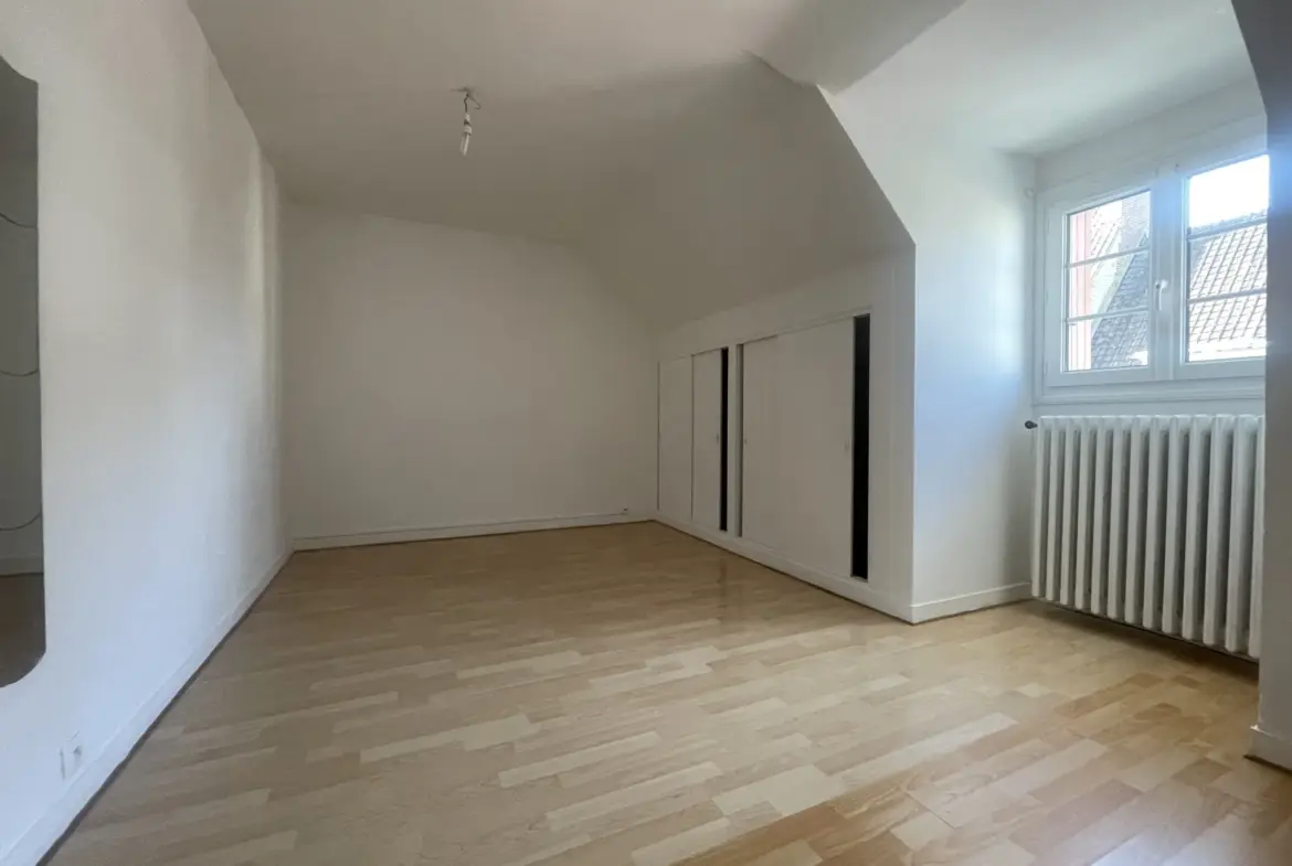 Maison de ville à vendre à Vimoutiers - 95m² avec 4 chambres 