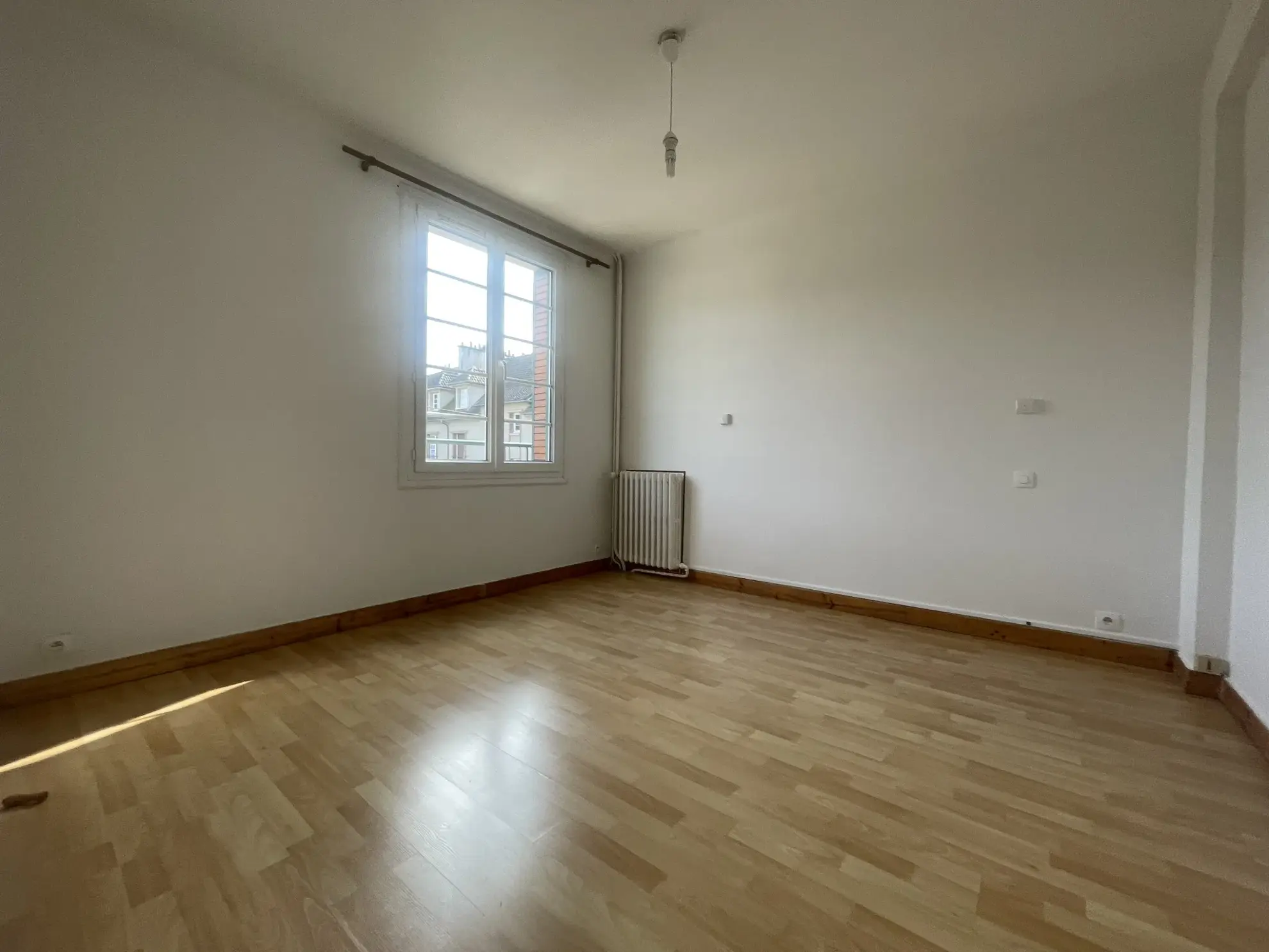 Maison de ville à vendre à Vimoutiers - 95m² avec 4 chambres 