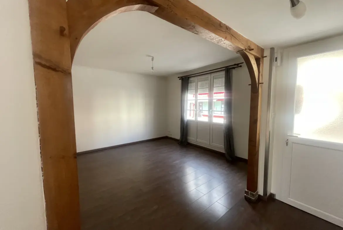 Maison de ville à vendre à Vimoutiers - 95m² avec 4 chambres 