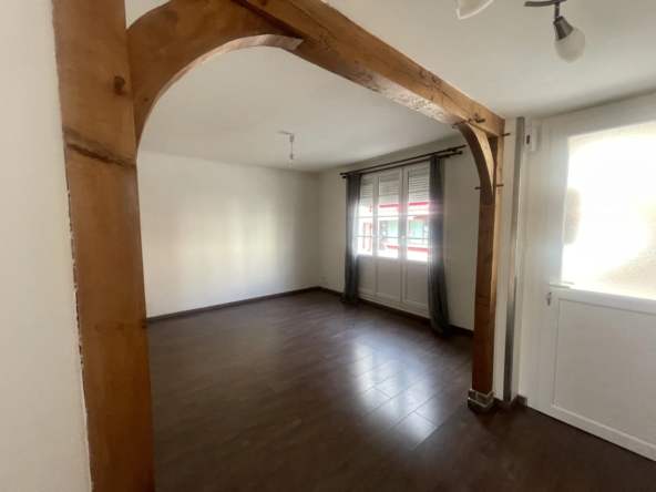 Maison de ville à vendre à Vimoutiers - 95m² avec 4 chambres 