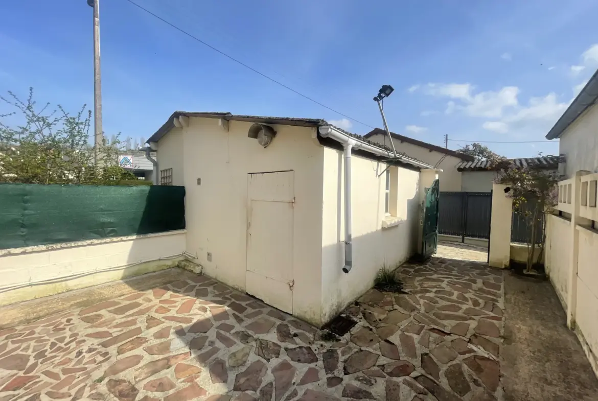 Maison de ville à vendre à Vimoutiers - 95m² avec 4 chambres 