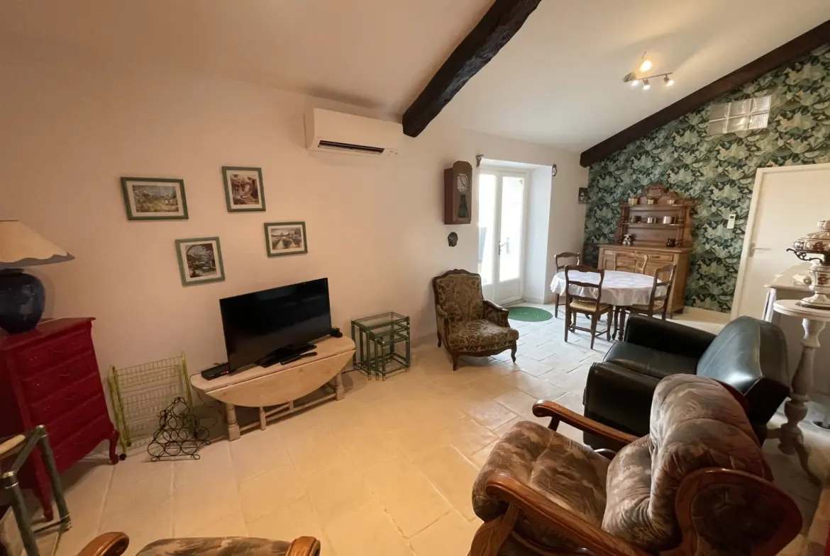 Maison typique de 90 m² proche de Saint Georges De Didonne à Semussac 
