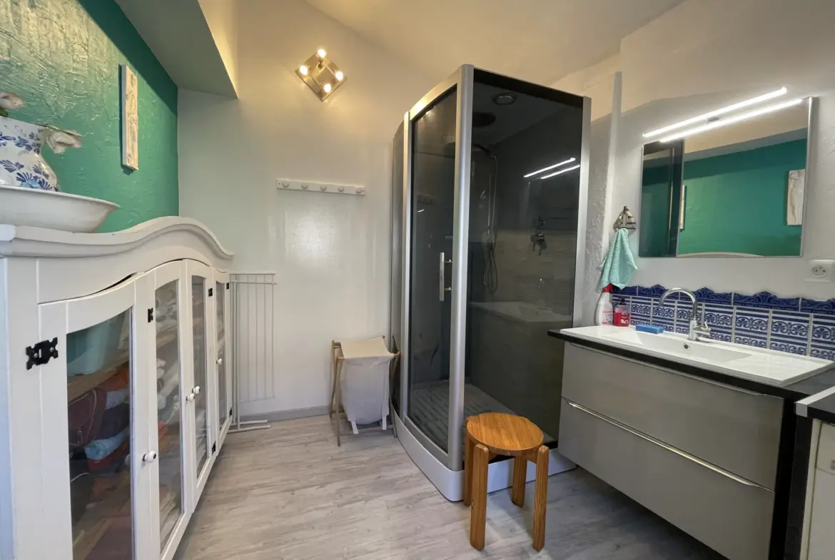 Maison typique de 90 m² proche de Saint Georges De Didonne à Semussac 
