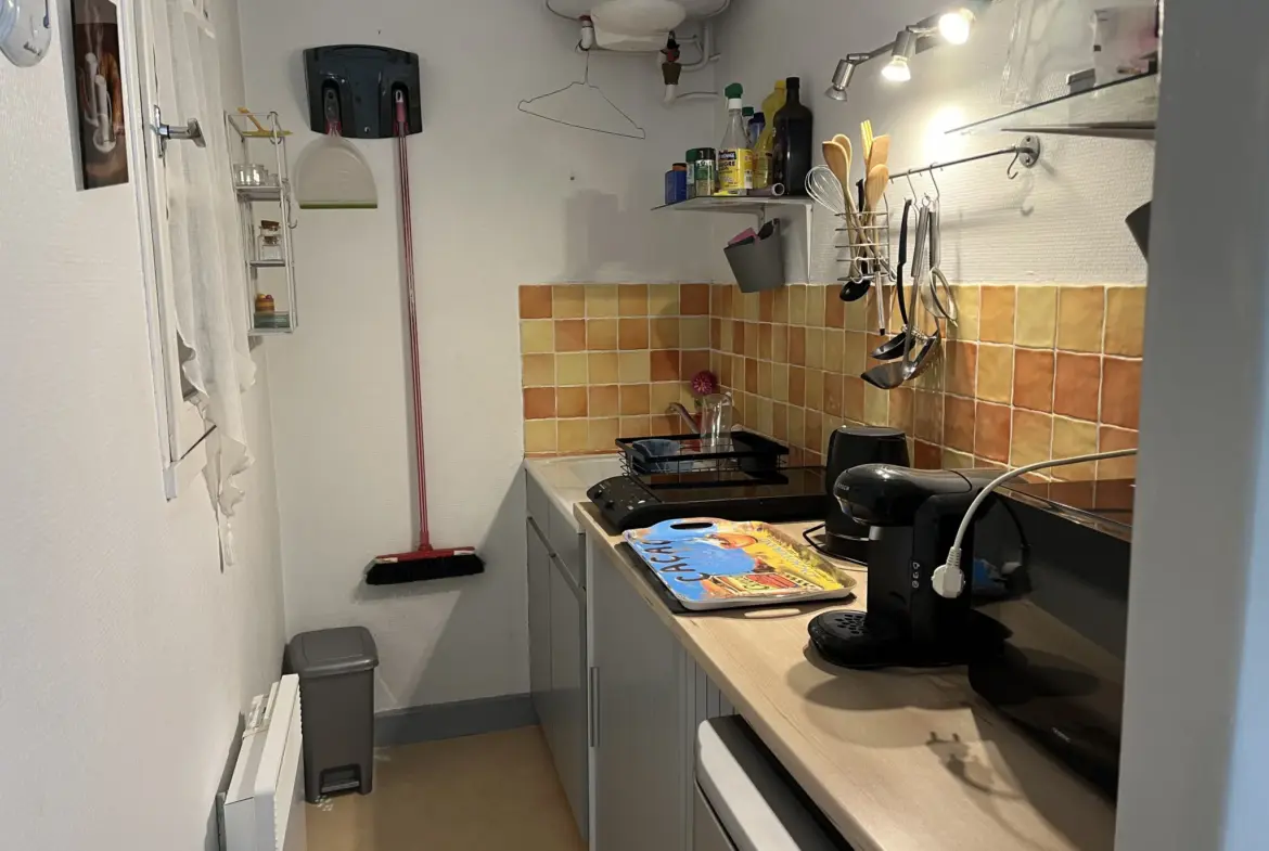 Studio à vendre à Bagnères-de-Bigorre avec terrasse 