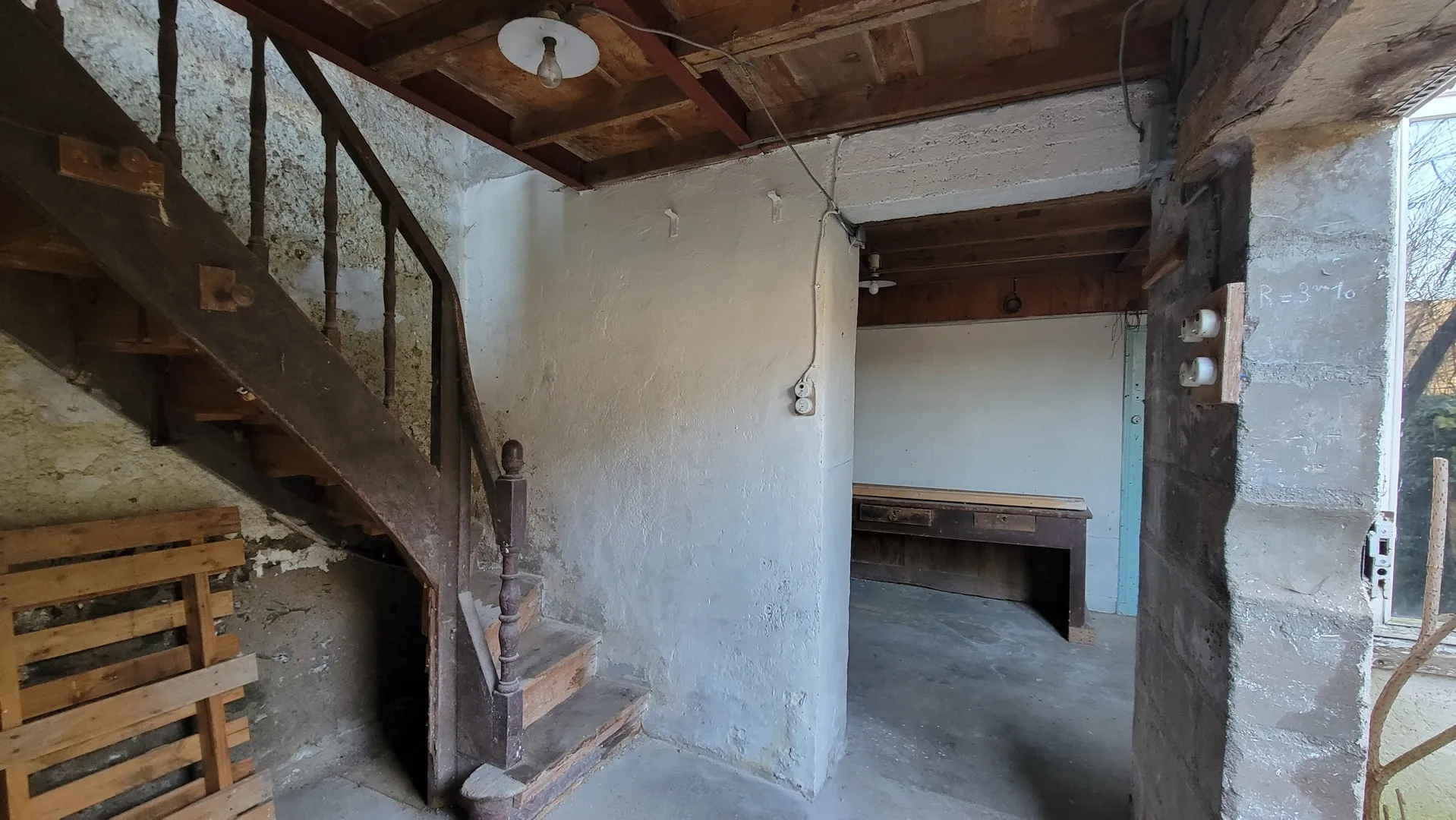 Atelier Local à vendre à La Jumellière – Superficie de 60 m² 