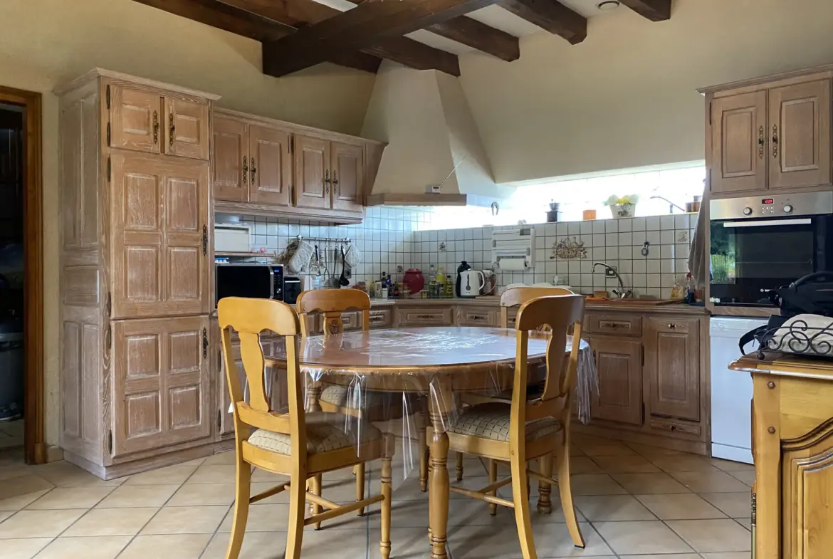 Maison de caractère avec piscine en Xaintrie 