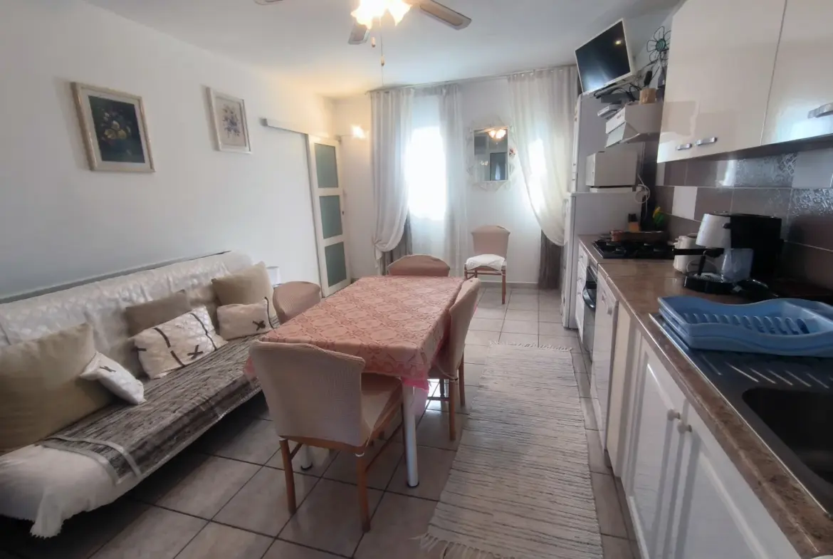 Appartement T3 de 54 m² à vendre à Cervione, près de la plage 