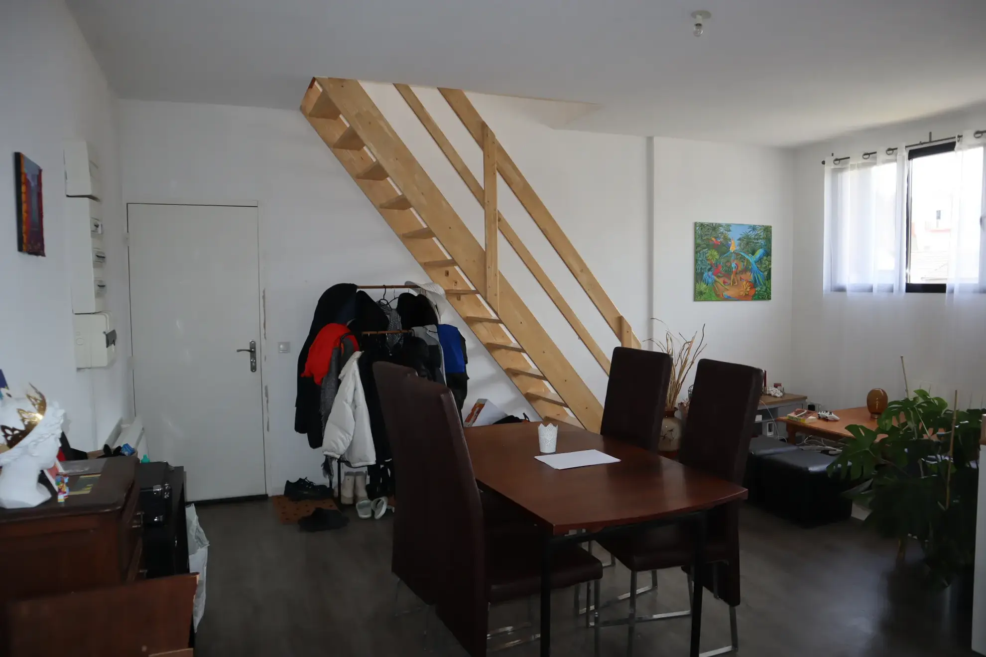 Appartement type 4 en centre-ville d'Autun avec stationnement 