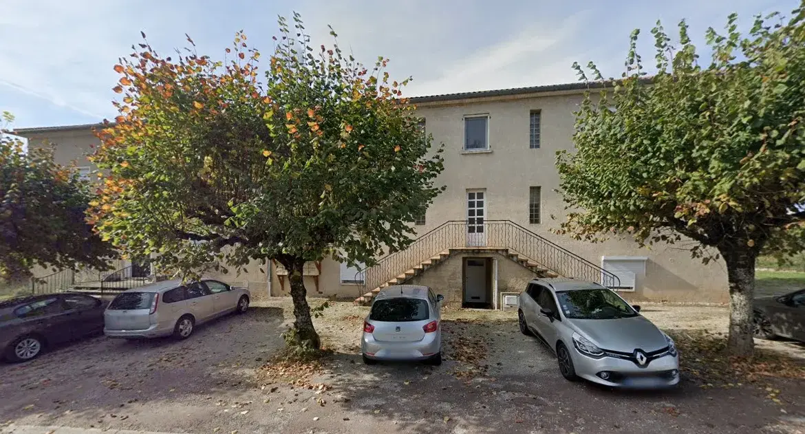Immeuble avec 8 appartements à vendre à Leyme 