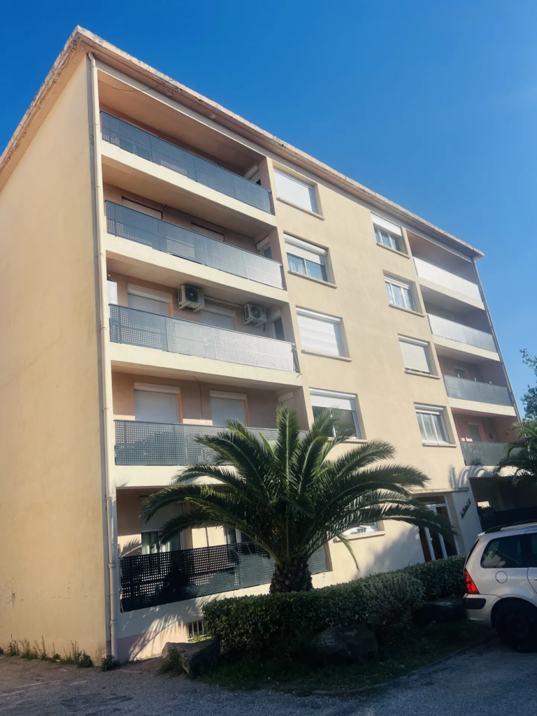Appartement T4 d'investissement à Lunel