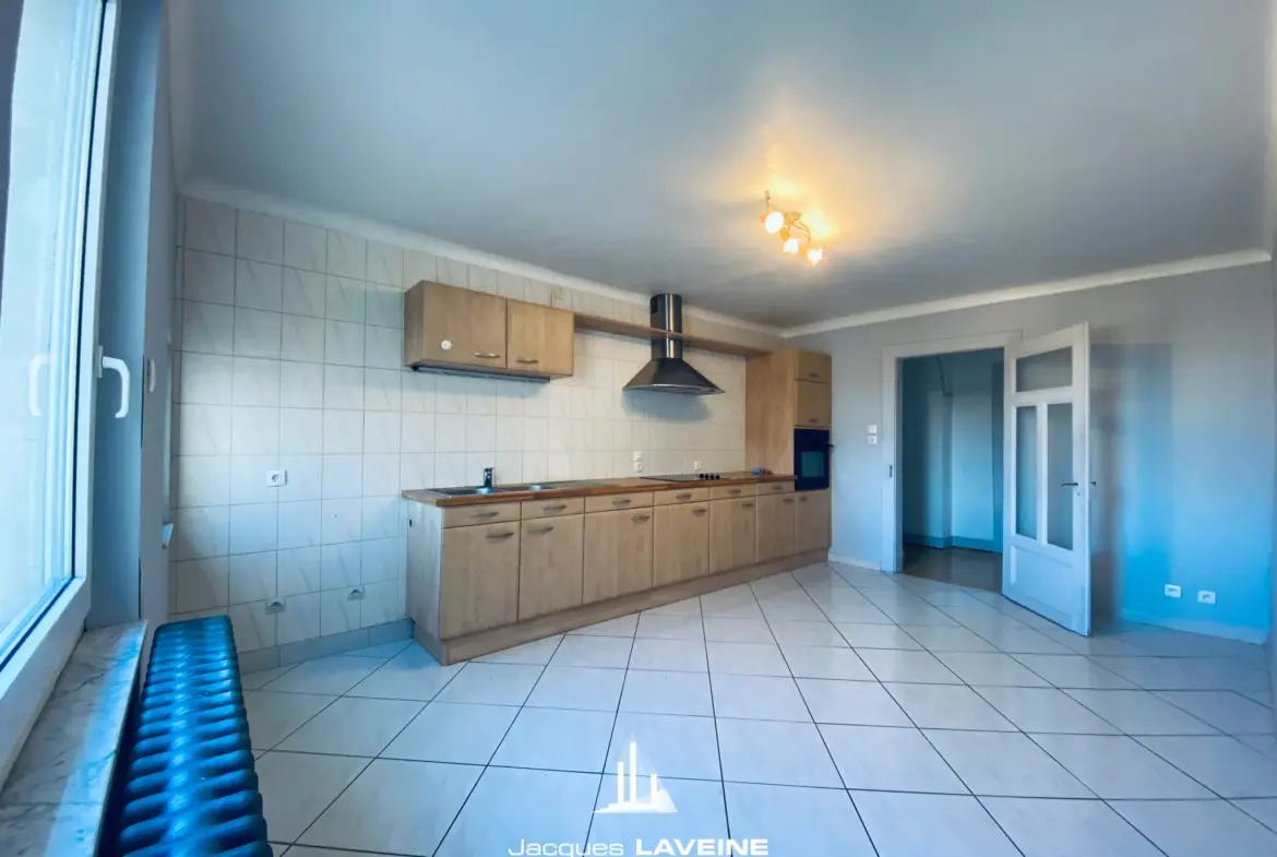 À vendre : Appartement 5 pièces 130 m² à Metz, Triangle Impérial 