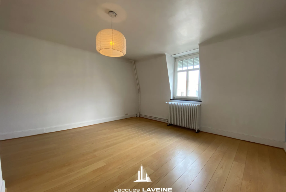 À vendre : Appartement 5 pièces 130 m² à Metz, Triangle Impérial 