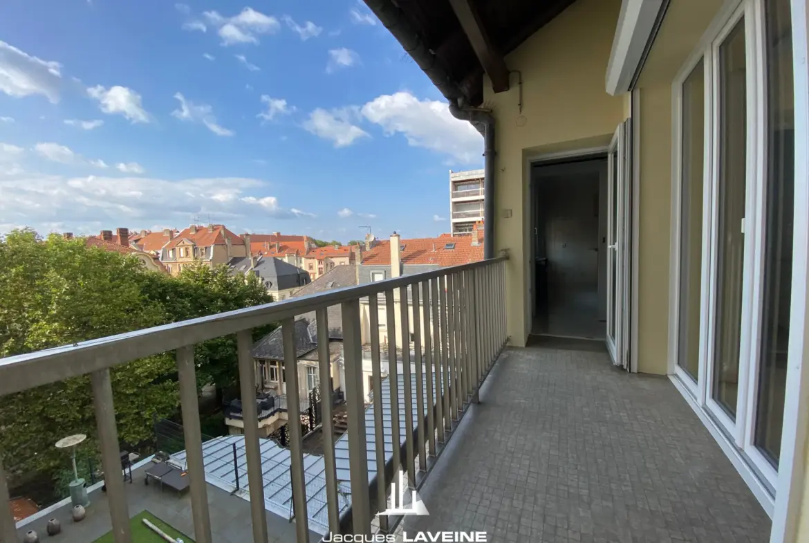 À vendre : Appartement 5 pièces 130 m² à Metz, Triangle Impérial 