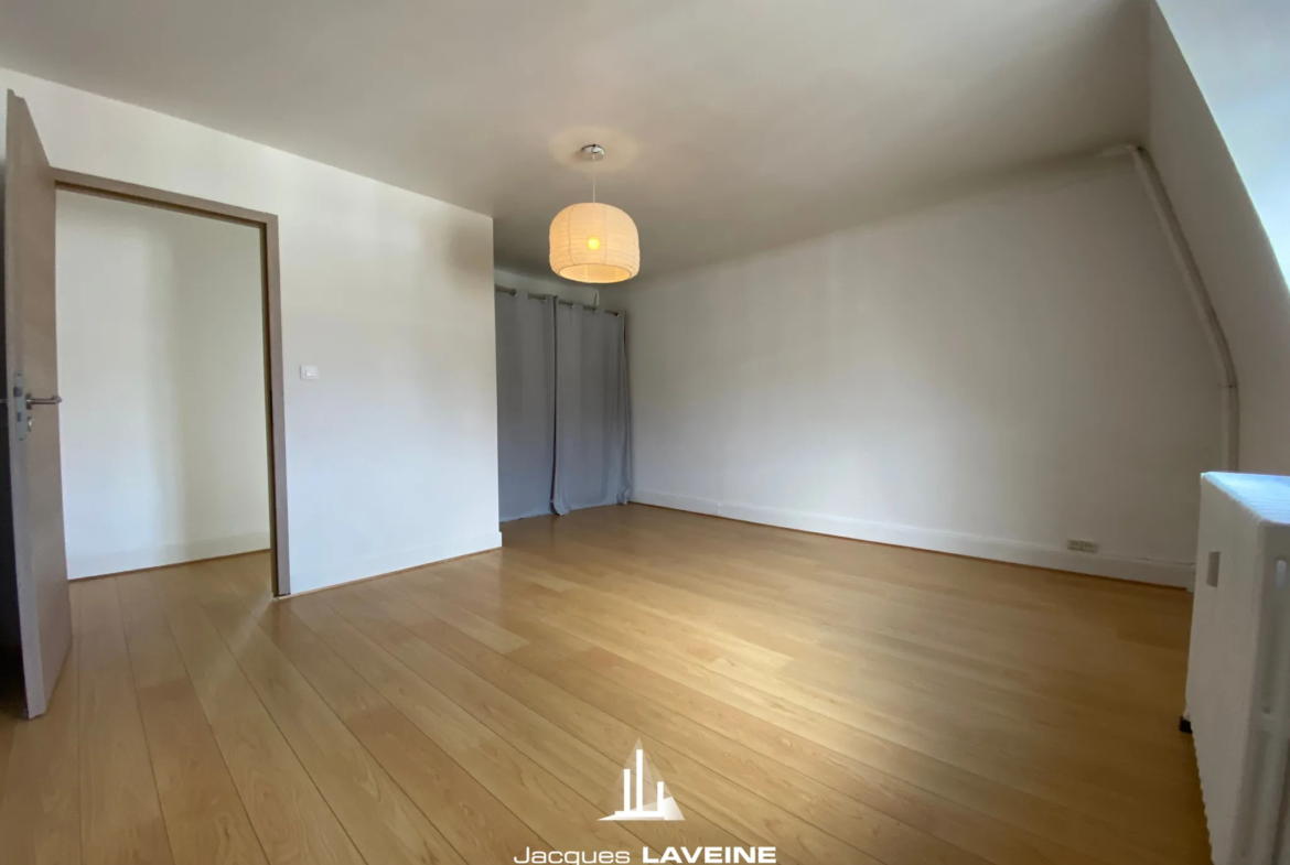 À vendre : Appartement 5 pièces 130 m² à Metz, Triangle Impérial 