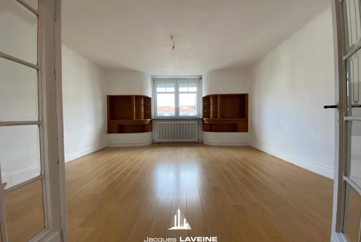 À vendre : Appartement 5 pièces 130 m² à Metz, Triangle Impérial 
