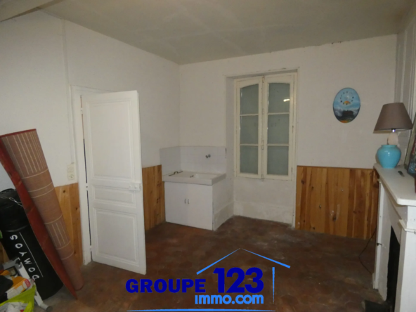 Maison spacieuse avec 3 chambres à Brienon-sur-Armançon 