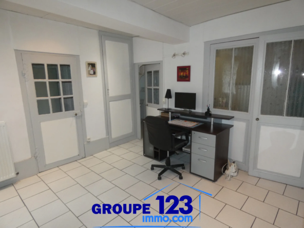 Maison spacieuse avec 3 chambres à Brienon-sur-Armançon 