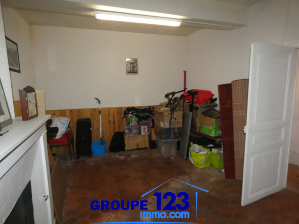 Maison spacieuse avec 3 chambres à Brienon-sur-Armançon 