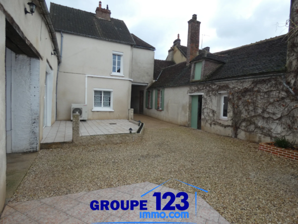 Maison spacieuse avec 3 chambres à Brienon-sur-Armançon 