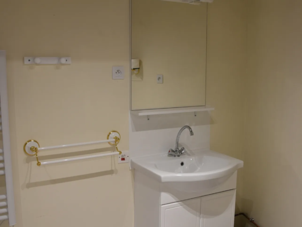 Charmante maison rénovée de 68 m² à La Chaise Dieu 