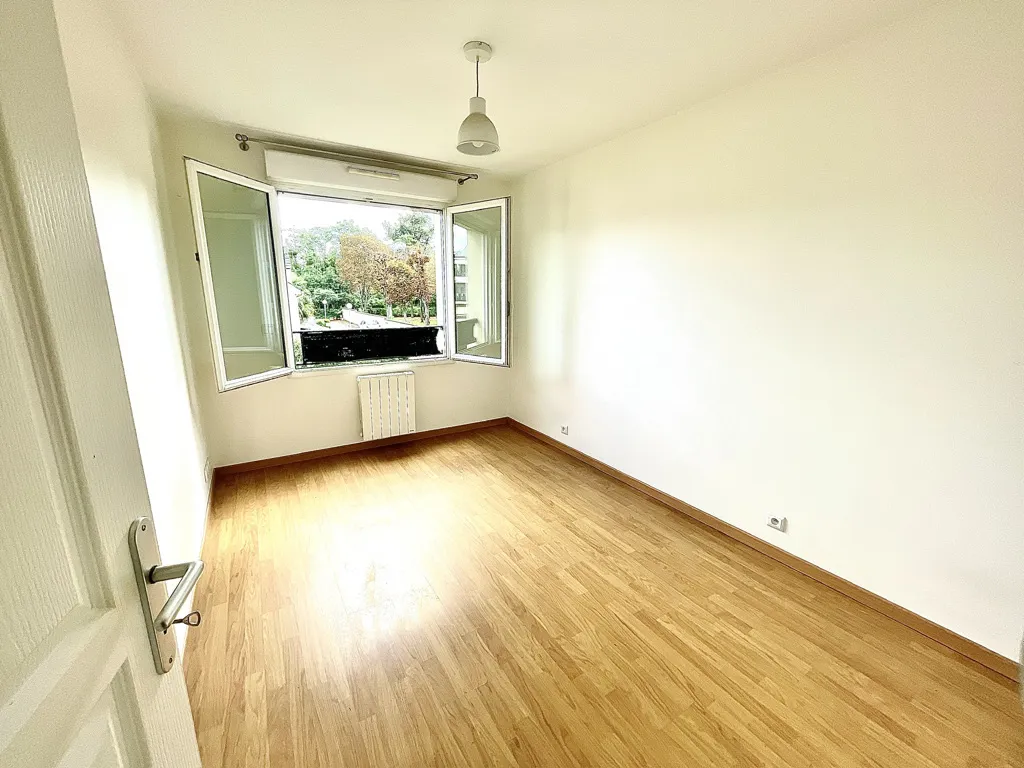 Superbe appartement 3 pièces à Boissy-Saint-Léger avec balcon et cave 