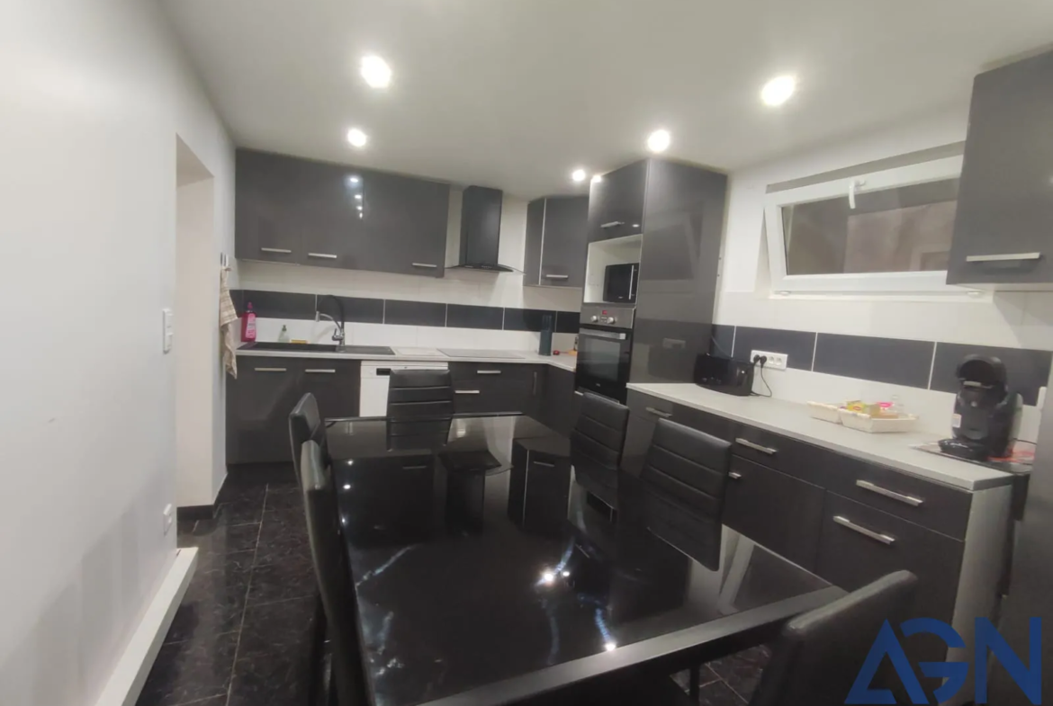 À vendre : Maison de ville de 5 pièces à Sérignan, 100m2 habitable 