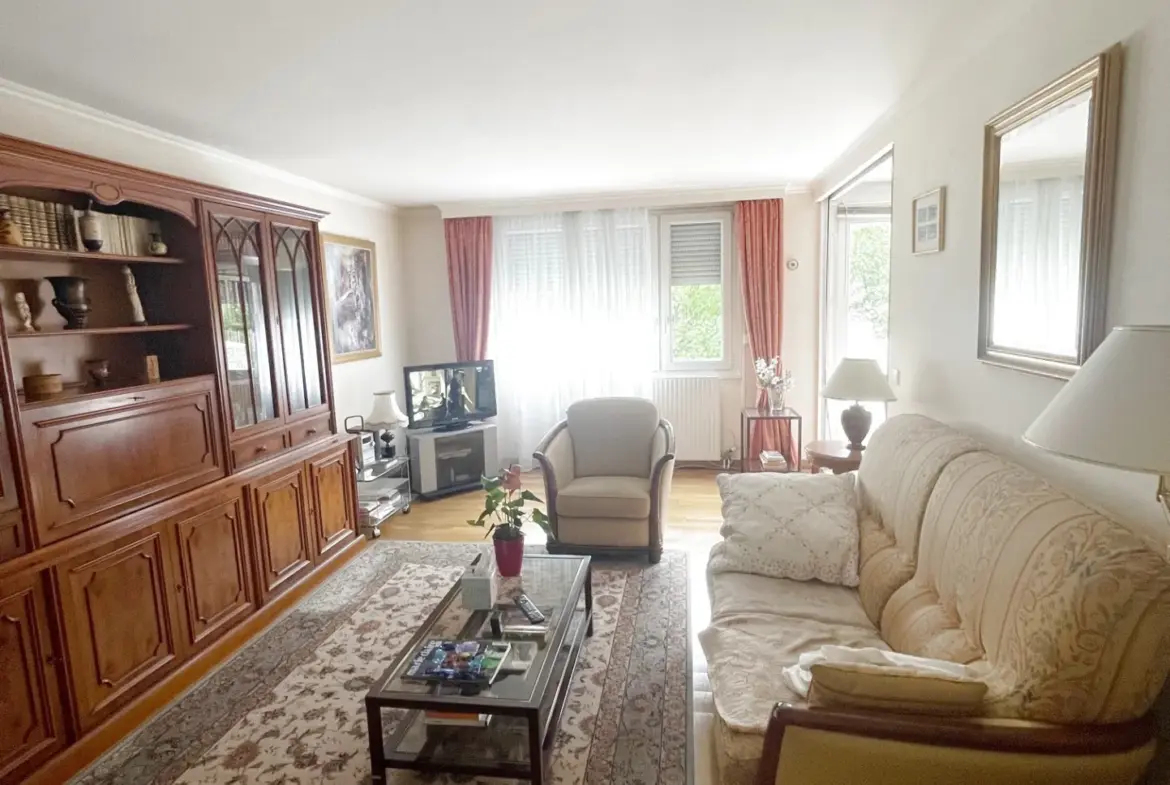 À vendre : Appartement F4 de 74 m² à Cergy-Pontoise 