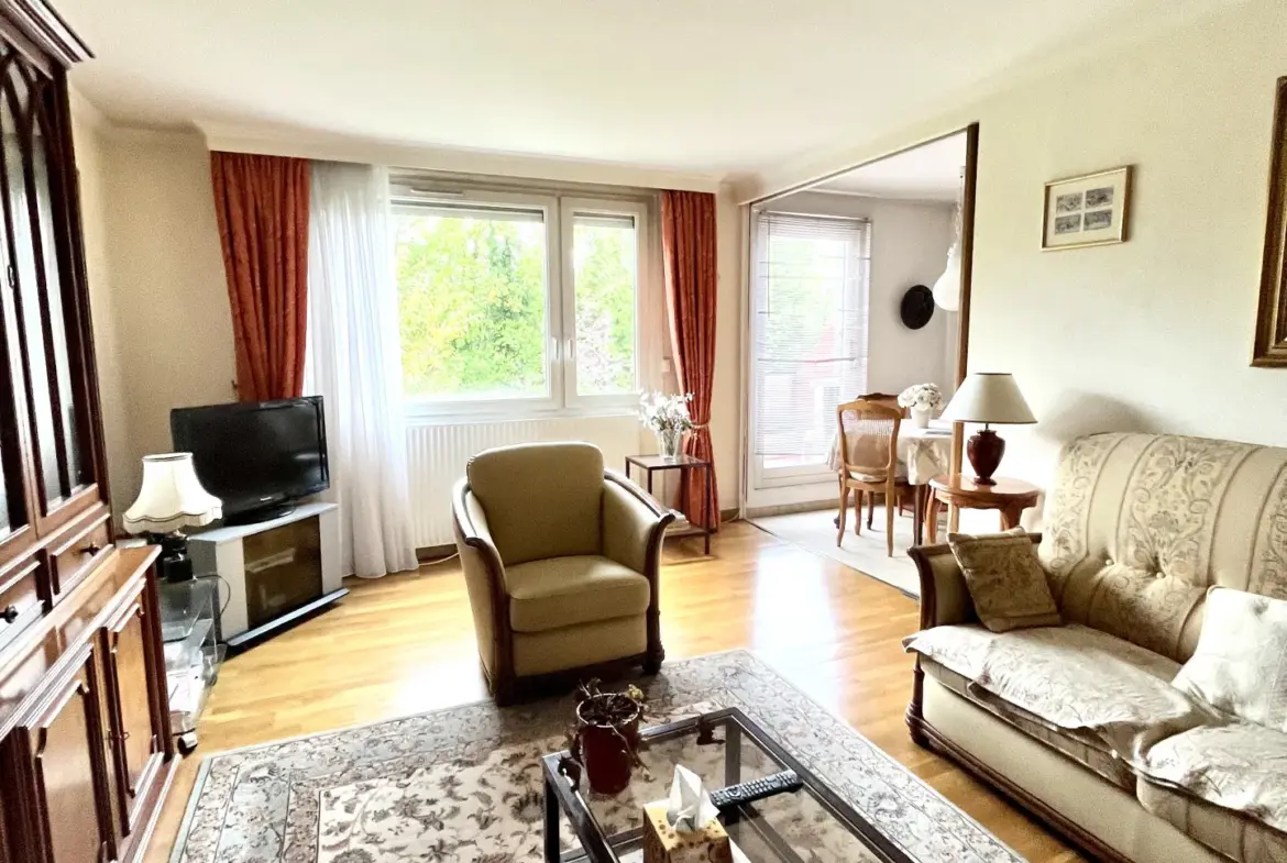 À vendre : Appartement F4 de 74 m² à Cergy-Pontoise 