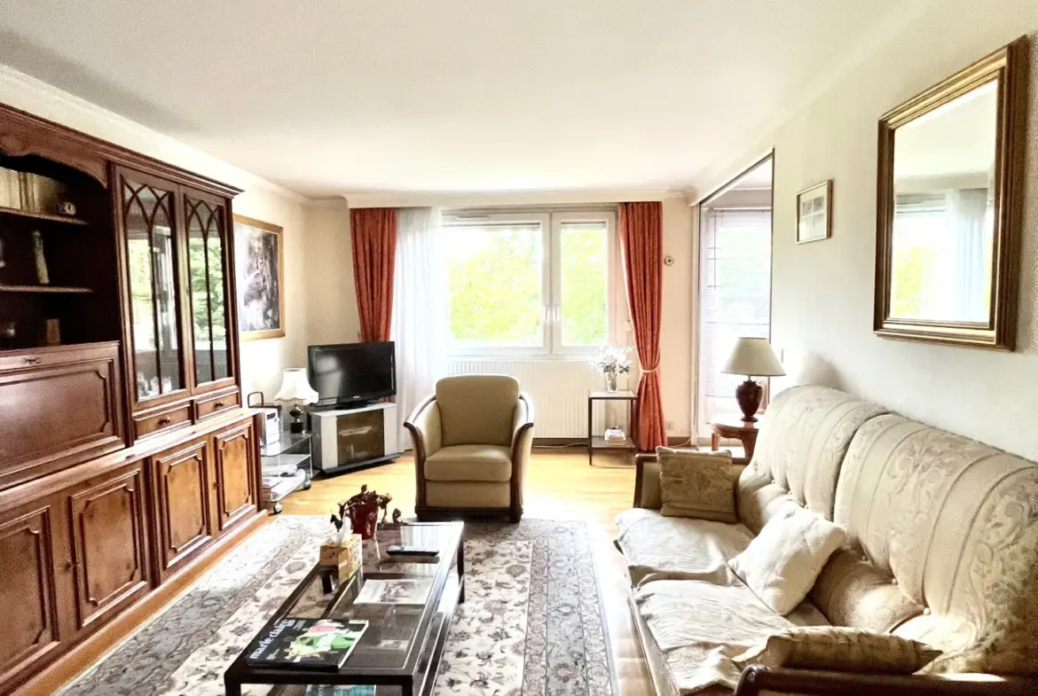 À vendre : Appartement F4 de 74 m² à Cergy-Pontoise 