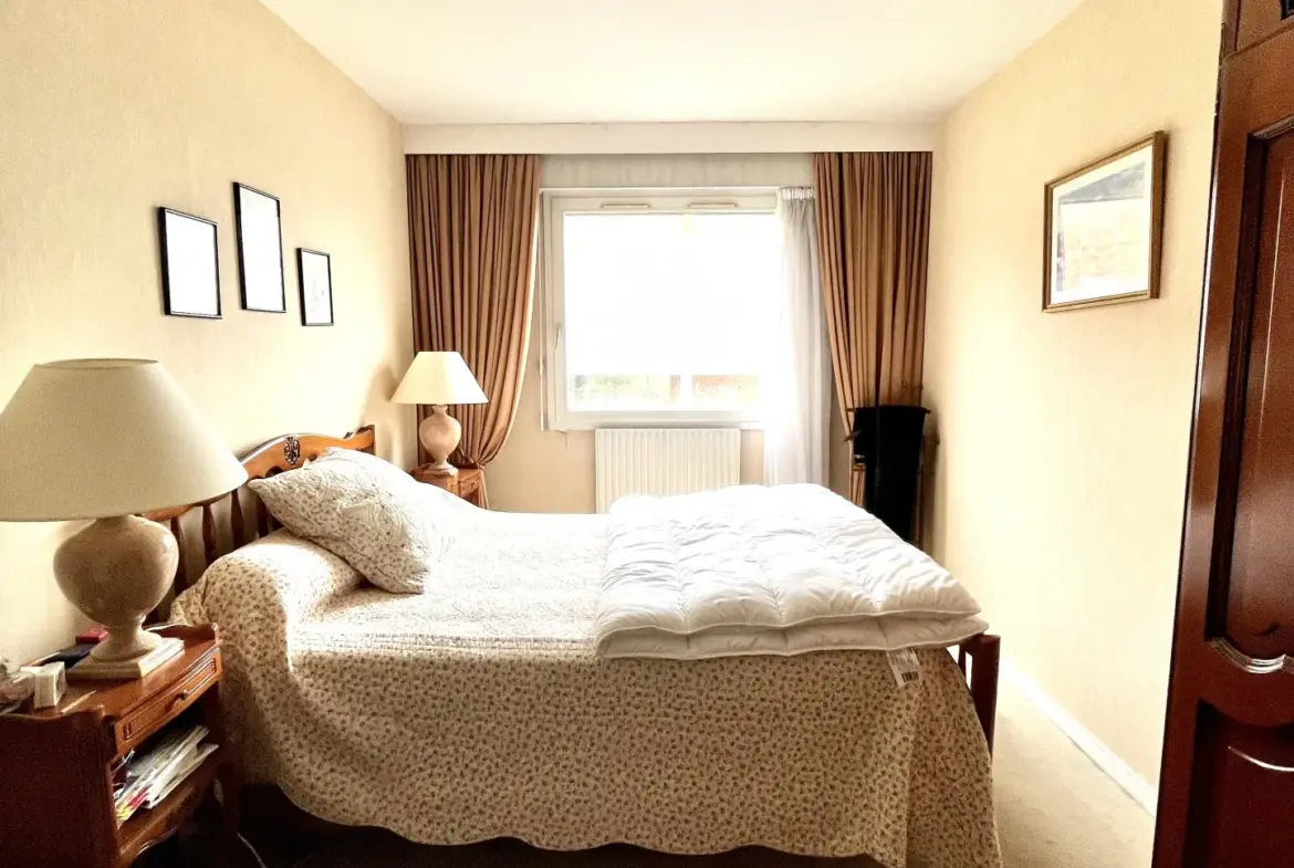 À vendre : Appartement F4 de 74 m² à Cergy-Pontoise 