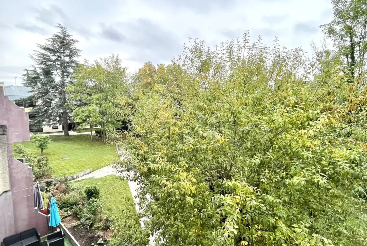 À vendre : Appartement F4 de 74 m² à Cergy-Pontoise 